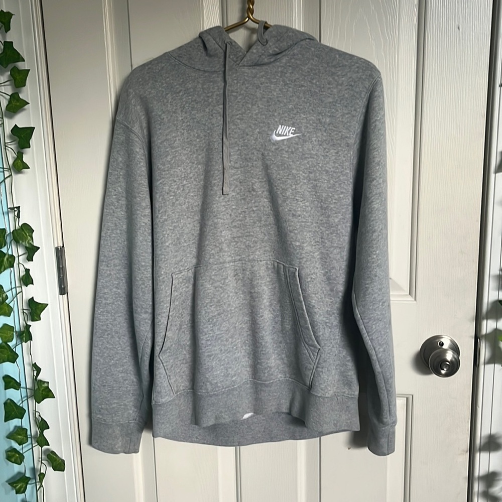 Women’s small grey Nike hoodie